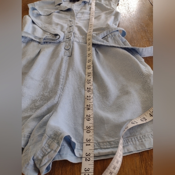Laundry Chambray Romper Shorts Button Down Belted by Shelli Segal Size Small - Picture 8 of 15